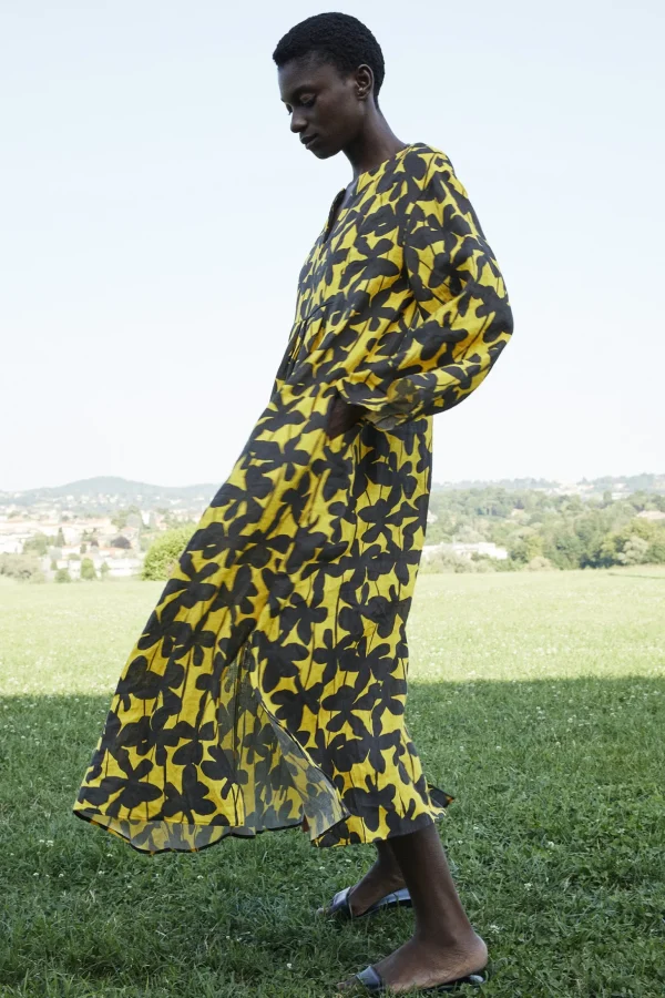 Shop Liviana conti Abito Over Fiore Timbro Lemon