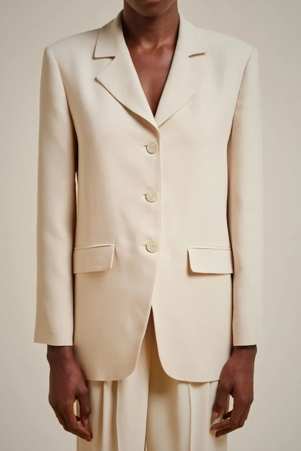 blazer_monopetto_2.webp Store Liviana conti Blazer Monopetto Mango | Latte D'Avena | Nero